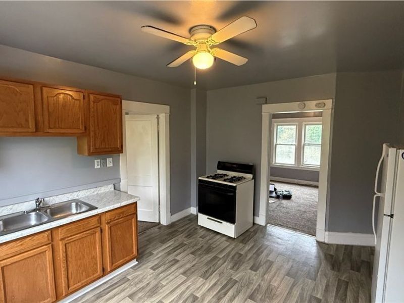 1187 Addison Road, Unit 4, Cleveland, OH 44103 Photo 2