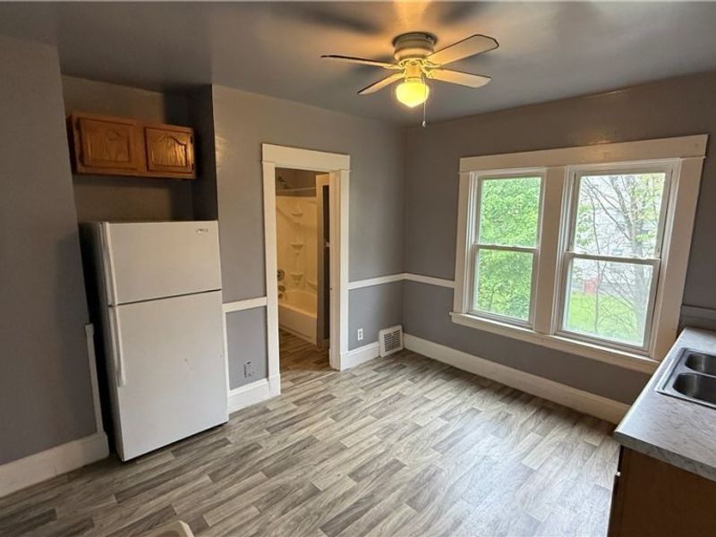 1187 Addison Road, Unit 4, Cleveland, OH 44103 Photo 3