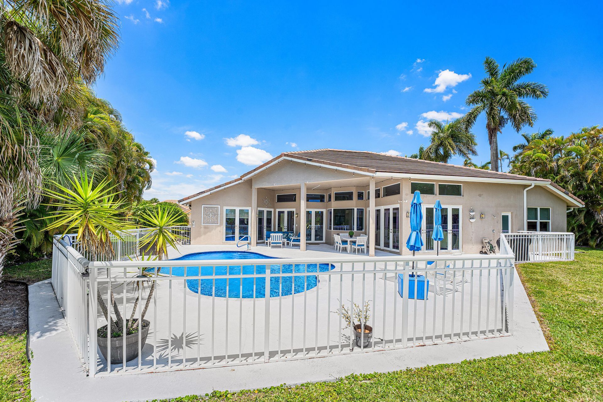 8321 Muirhead Circle, Boynton Beach, FL 33472 Photo