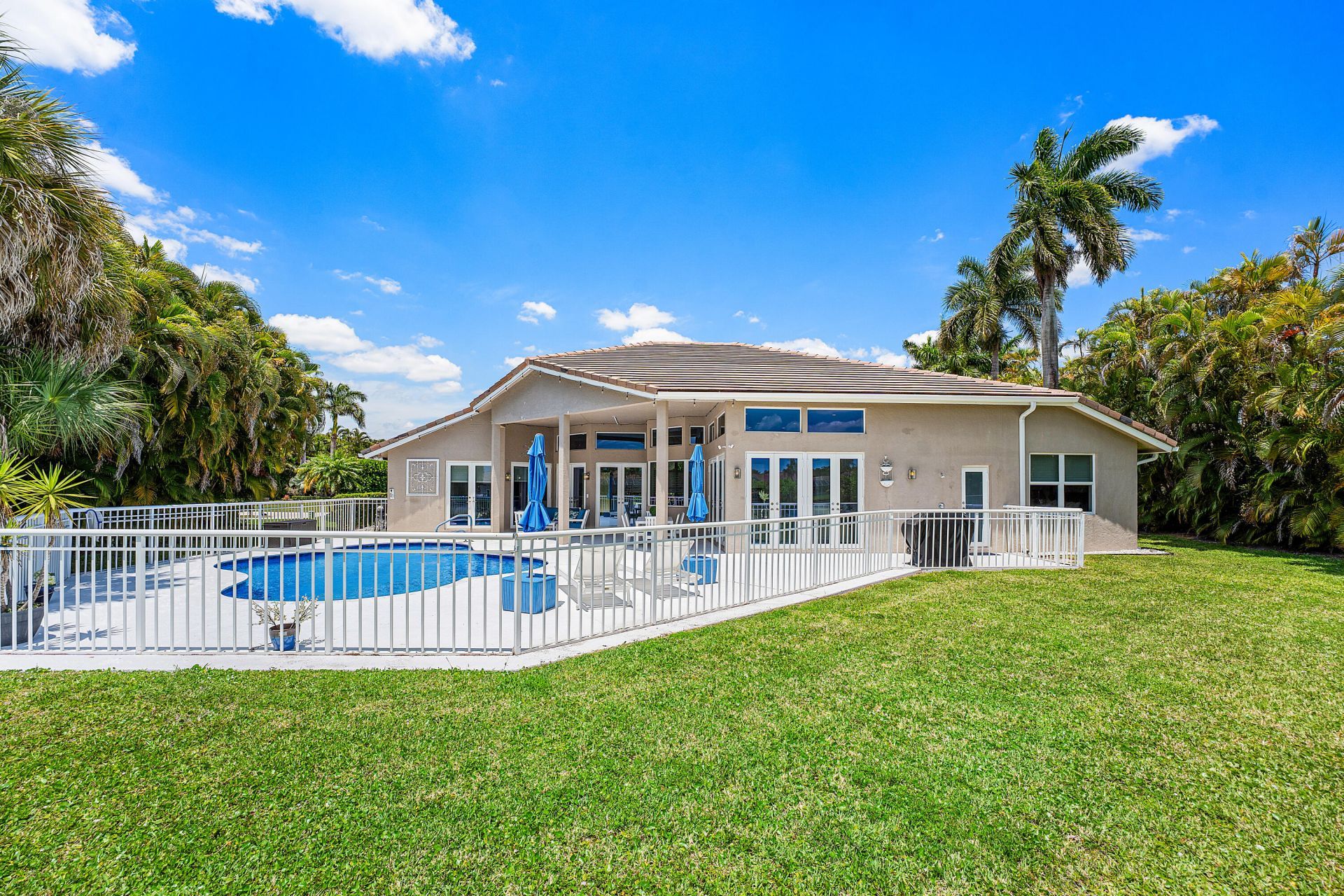 8321 Muirhead Circle, Boynton Beach, FL 33472 Photo