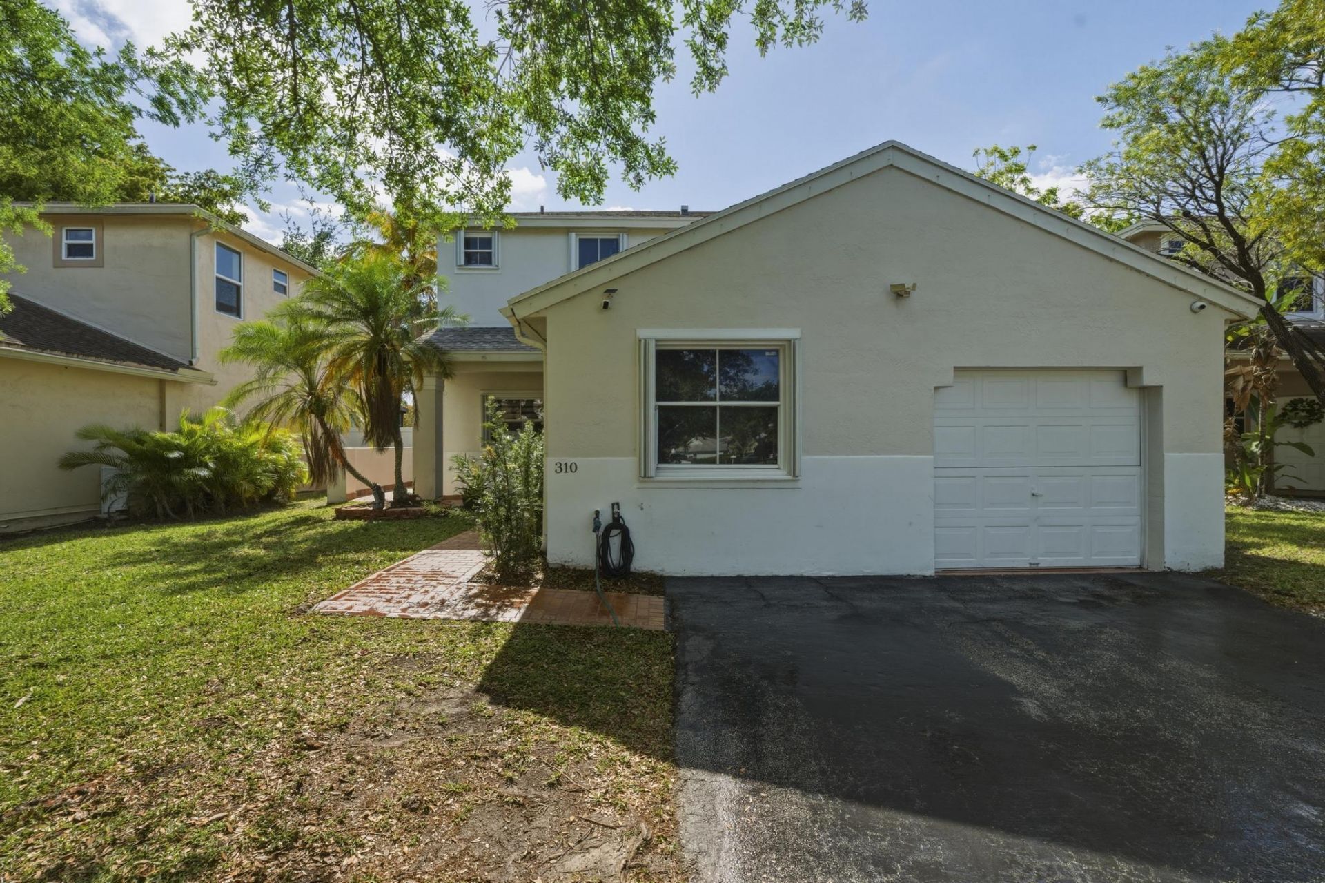 310 NW 207th Way, Pembroke Pines, FL 33029 Photo