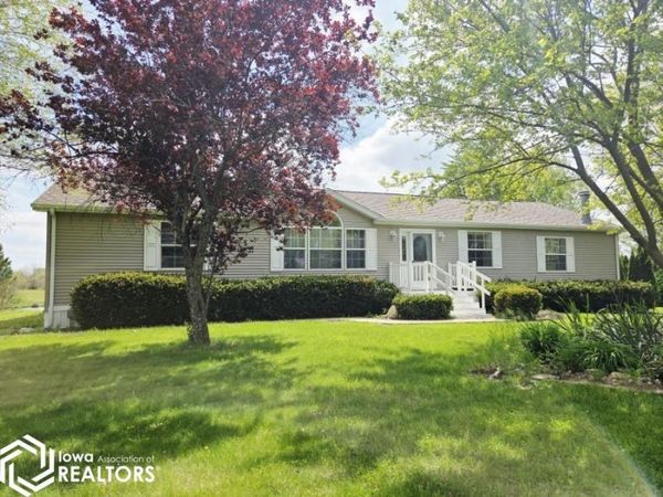 2018 Elk Street, Osceola, IA 50213