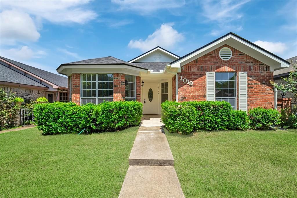 1019 Sanders Drive, Duncanville, TX 75137 Main Photo