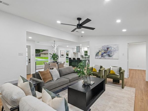 2006 Cornwall Lane , Sachse, TX 75048