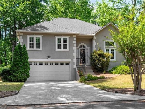 8910 Club River Drive, Roswell, GA 30076