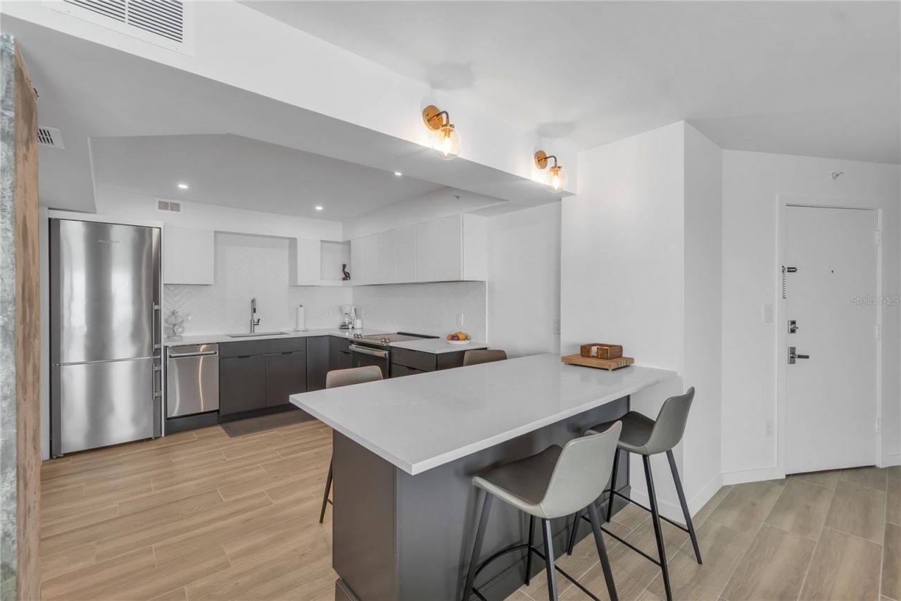 2301 Gulf Of Mexico Drive, Unit 102N, Longboat Key, FL 34228 Photo