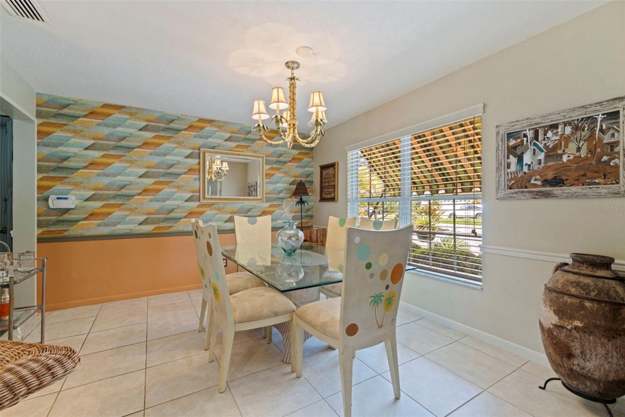 6848 16th Way S, Saint Petersburg, FL 33712 Photo