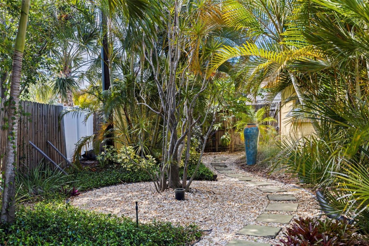 6848 16th Way S, Saint Petersburg, FL 33712 Photo