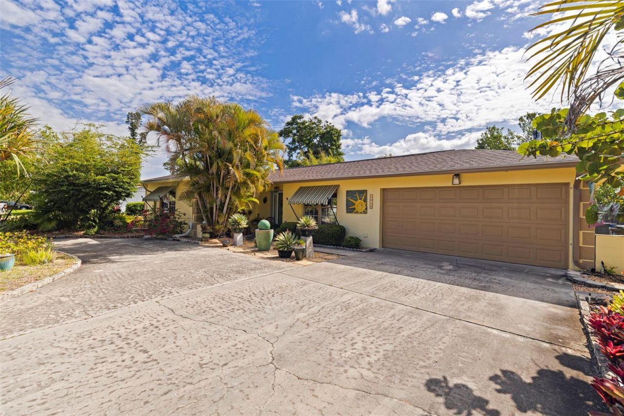 6848 16th Way S, Saint Petersburg, FL 33712 Photo