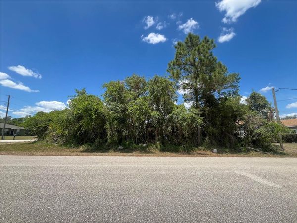 901 REPLICA AVENUE , SEBRING, FL 33872