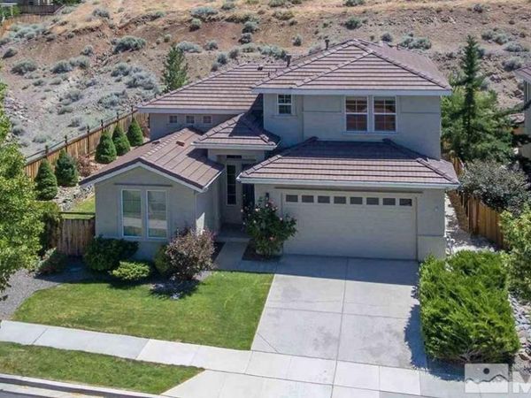 2847 Falcon Ridge Drive, Sparks, NV 89436