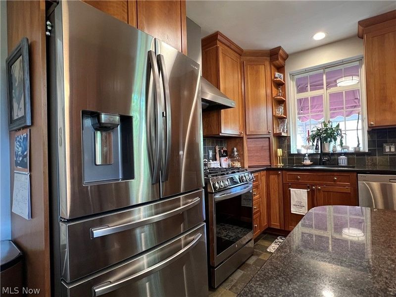 15489 Brewster Road, East Cleveland, OH 44112 Photo 24