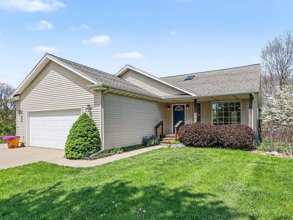 5926 Coddington Lane, Kalamazoo, MI 49009
