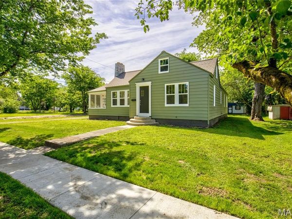 217 Hunter Street , Charleston, MO 63834