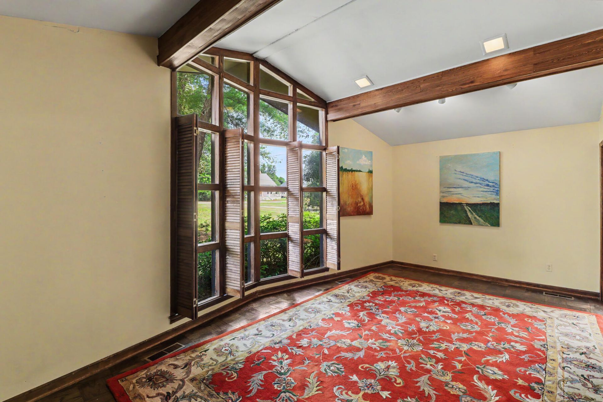 20 Salem Street Photo 7