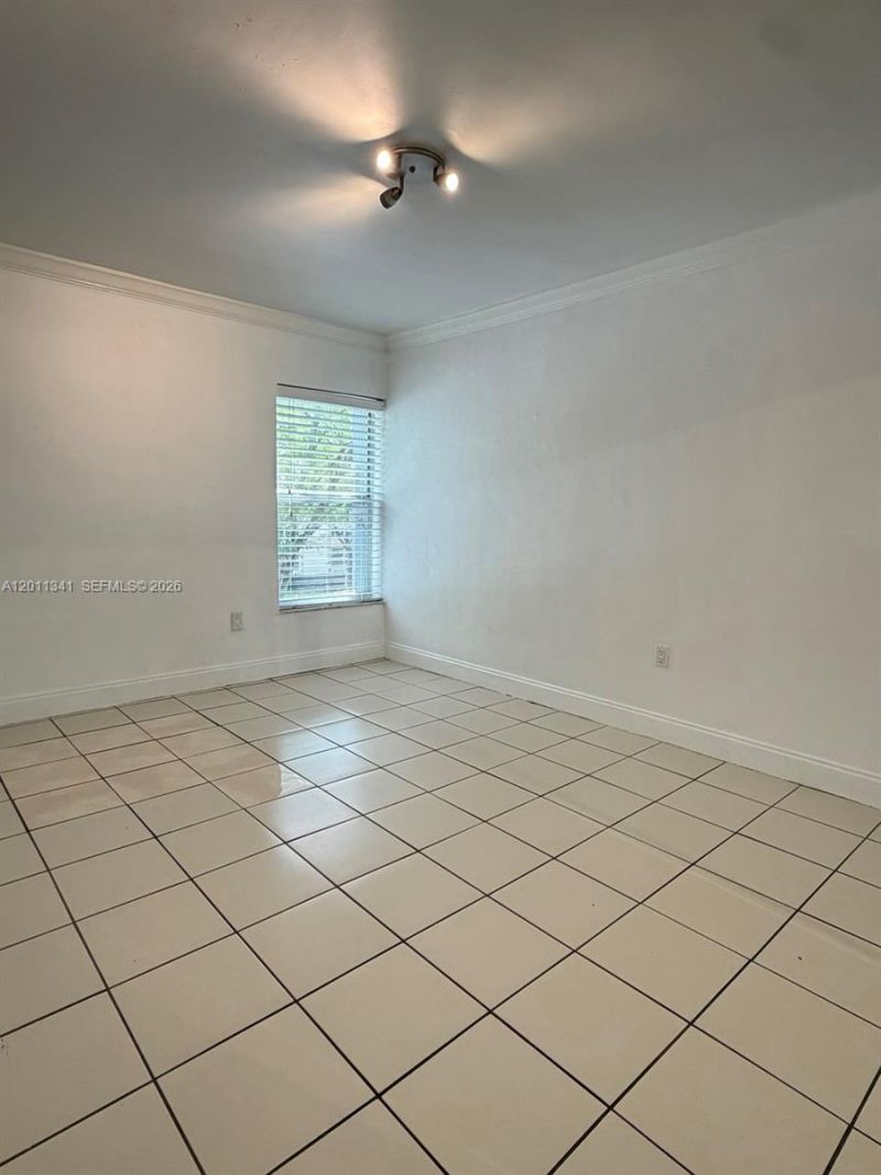 820 Salzedo St, Unit 202, Coral Gables, FL 33134 Photo