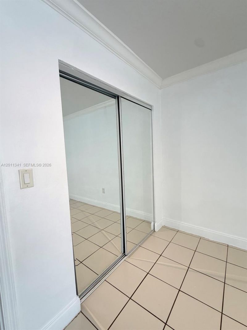 820 Salzedo St, Unit 202, Coral Gables, FL 33134 Photo