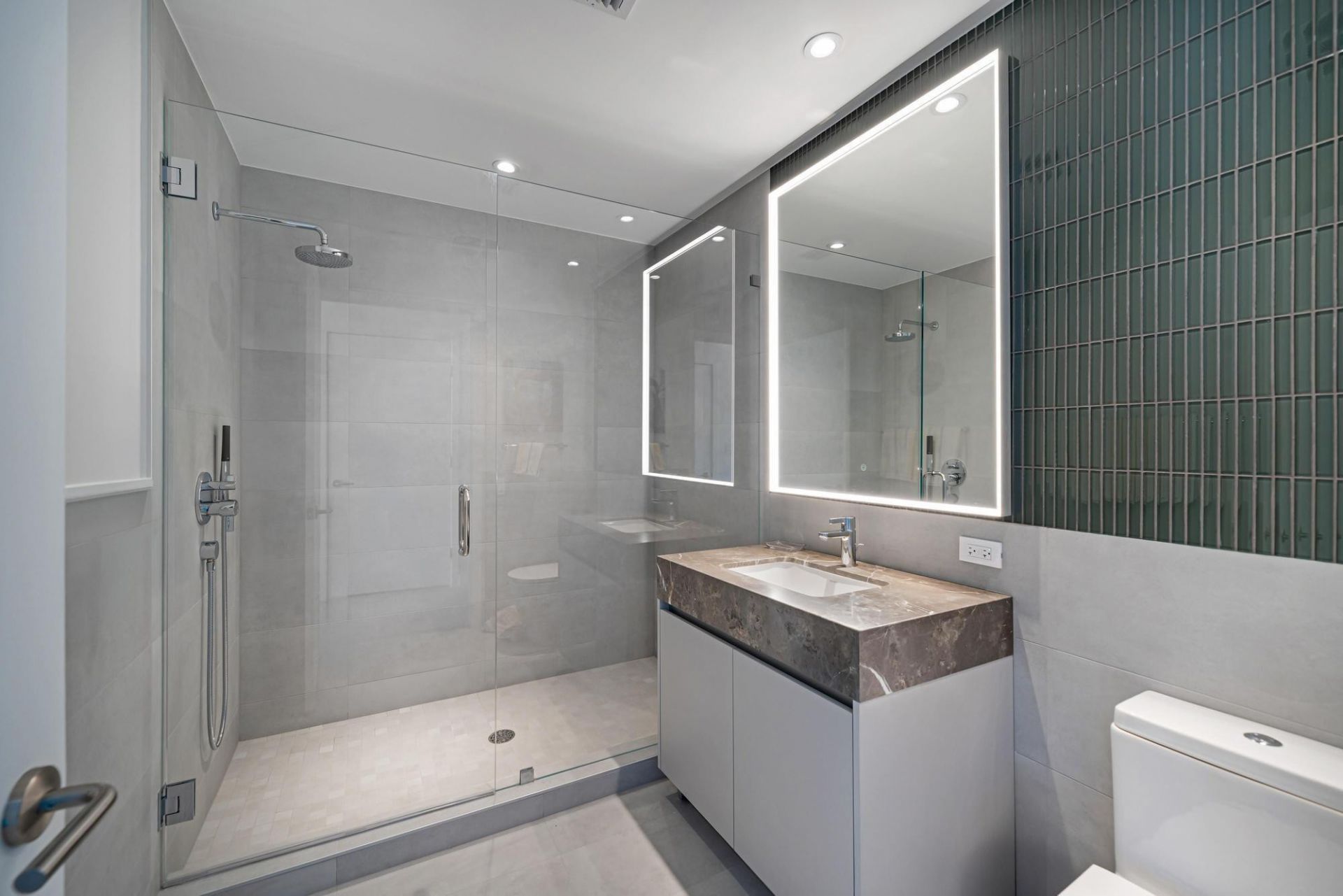 500 Alton, Unit 2702, Miami Beach, FL 33139 Photo