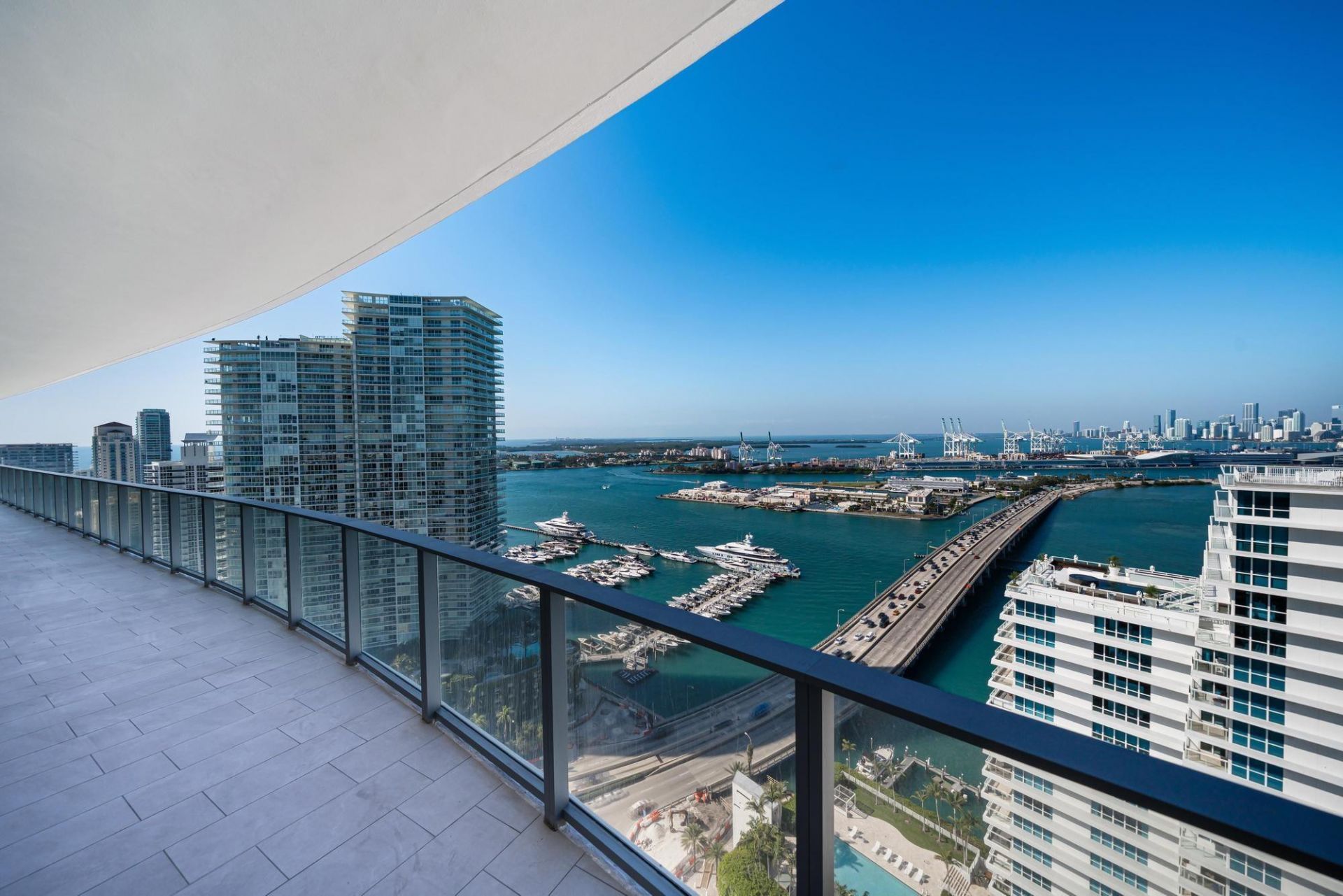 500 Alton, Unit 2702, Miami Beach, FL 33139 Photo