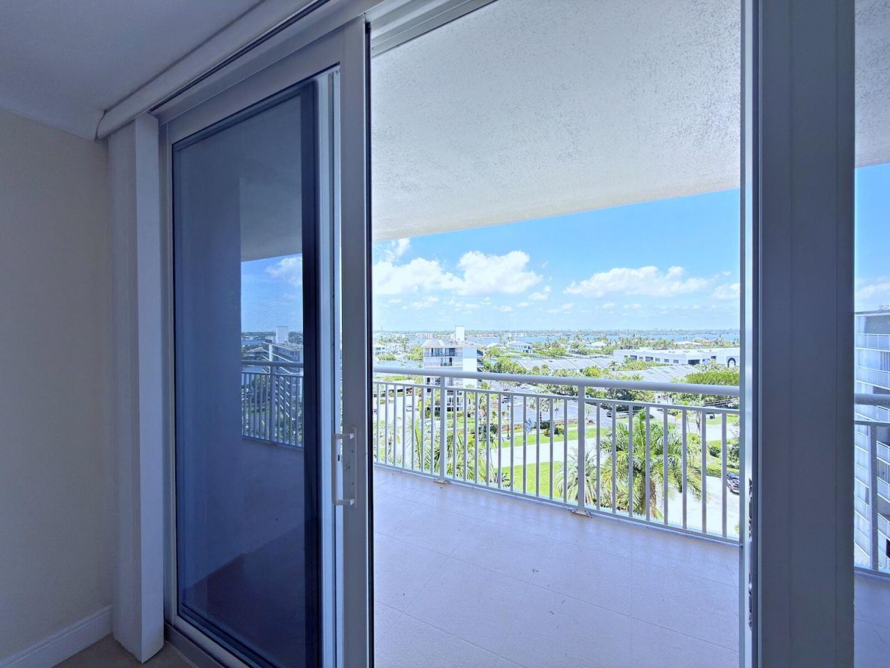 3546 S Ocean Boulevard, Unit 914, South Palm Beach, FL 33480 Photo