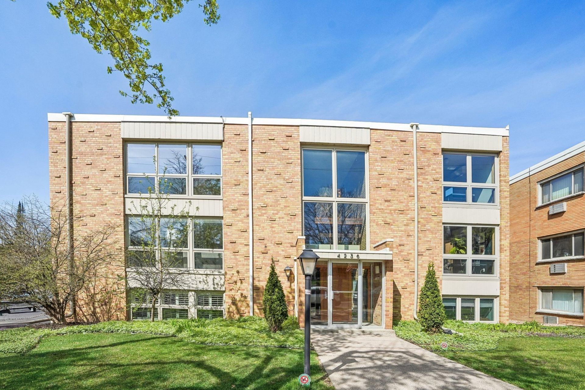 4236 Upton Avenue S, Unit 202, Minneapolis, MN 55410 Main Photo