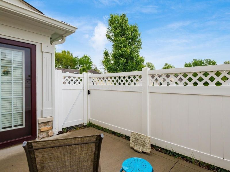 5911 Eiger Drive, Columbus, OH 43213 Photo 30
