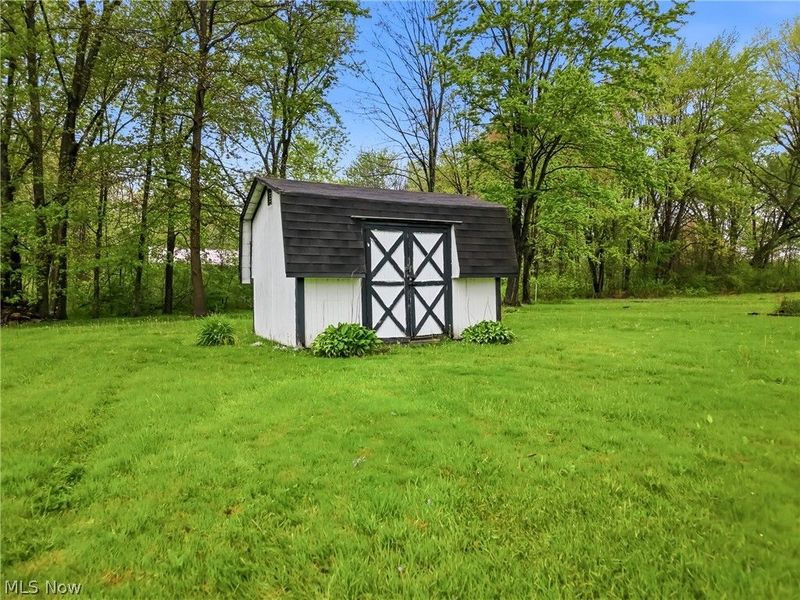 4862 Grand Boulevard, Newton Falls, OH 44444 Photo 13