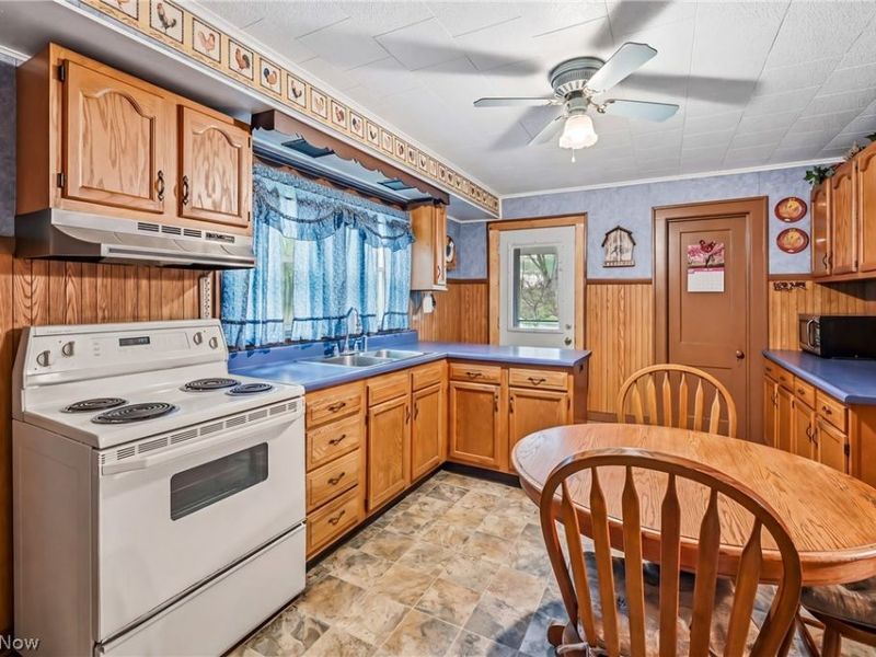 4862 Grand Boulevard, Newton Falls, OH 44444 Photo 22
