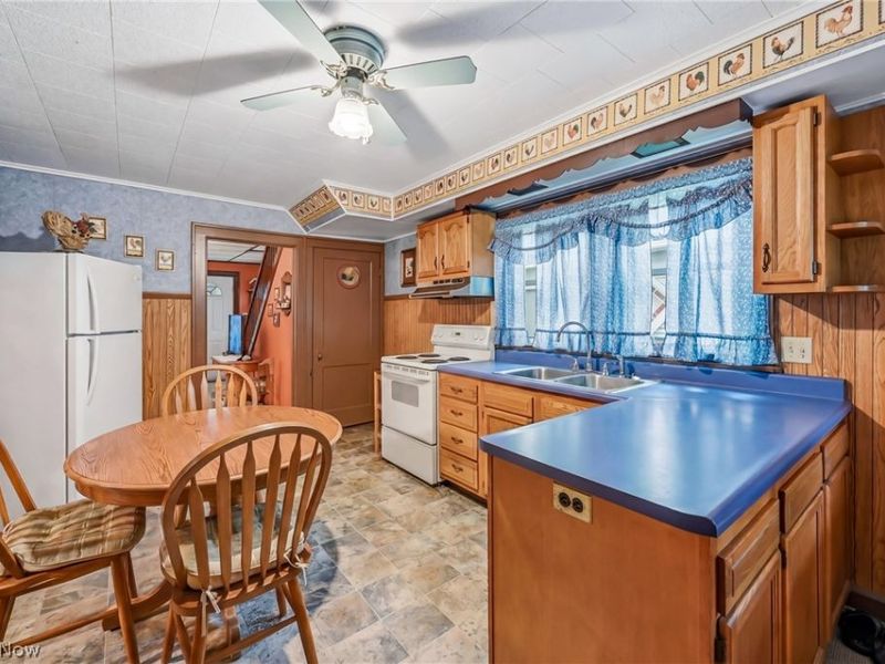 4862 Grand Boulevard, Newton Falls, OH 44444 Photo 23