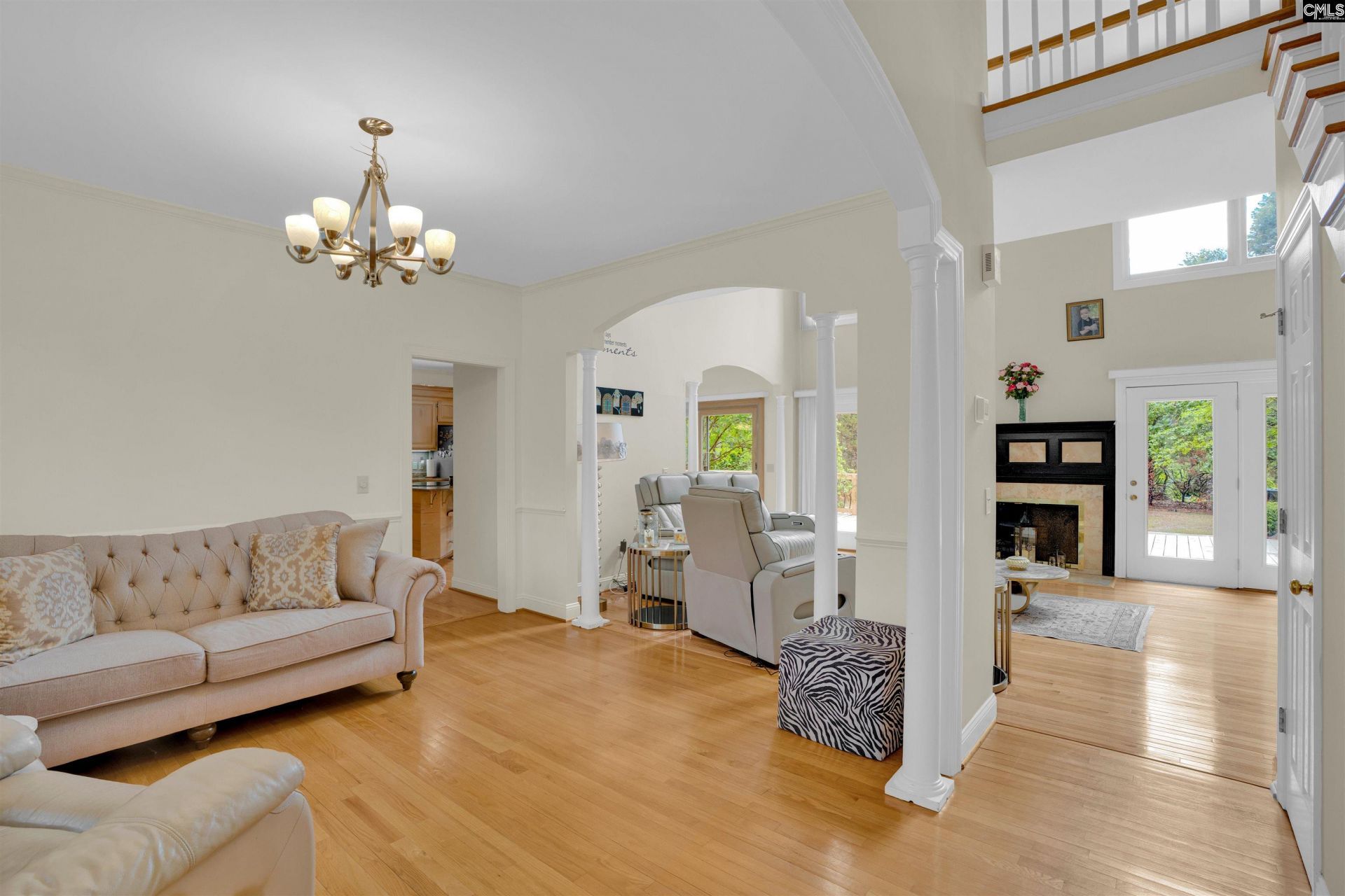 516 Bridgecreek Drive  Photo 9