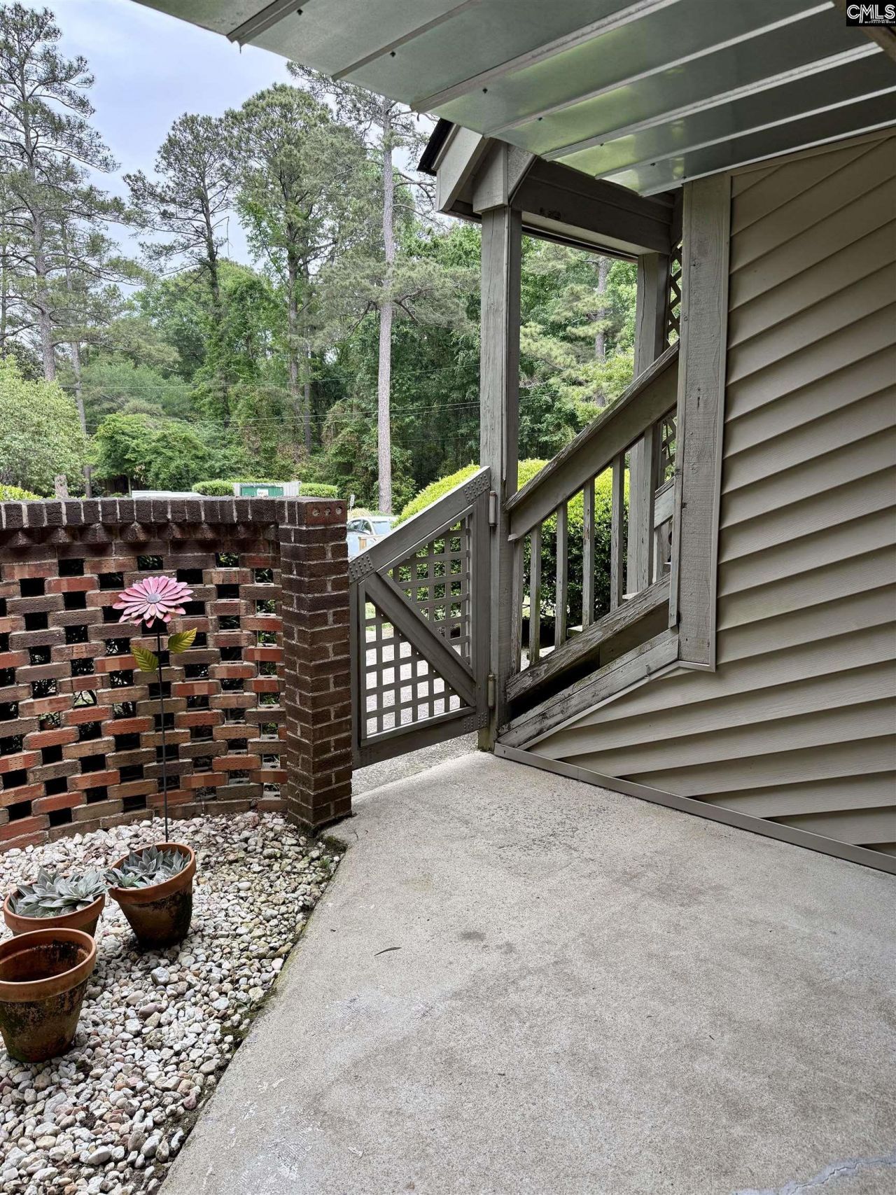 3609 Juneau Road  Photo 4
