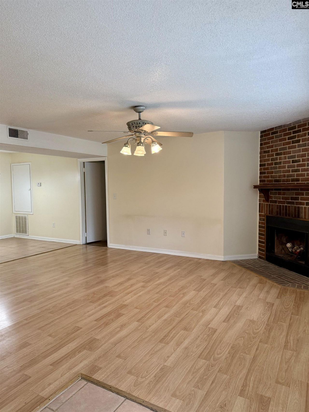 3609 Juneau Road  Photo 8