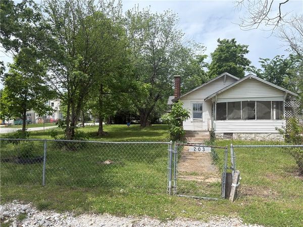 203 Bean Street , Lincoln, AR 72744