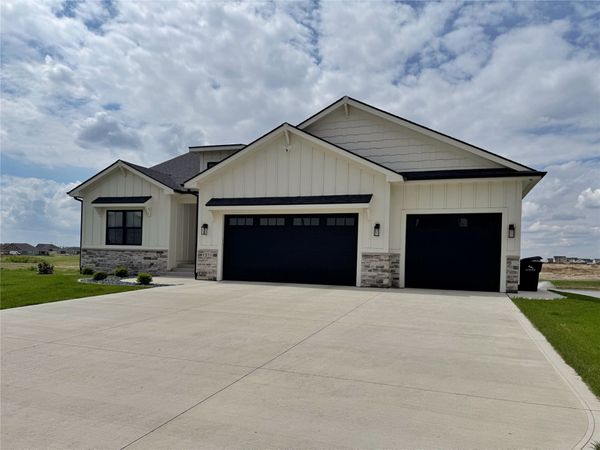 1350 NW Brooks Drive, Waukee, IA 50263