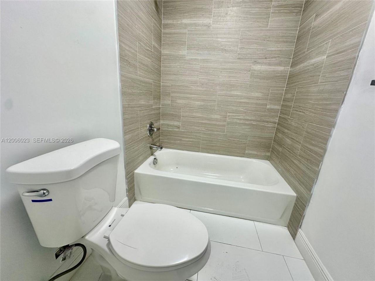 1095 NE 149th St, Unit ., Miami, FL 33161 Photo