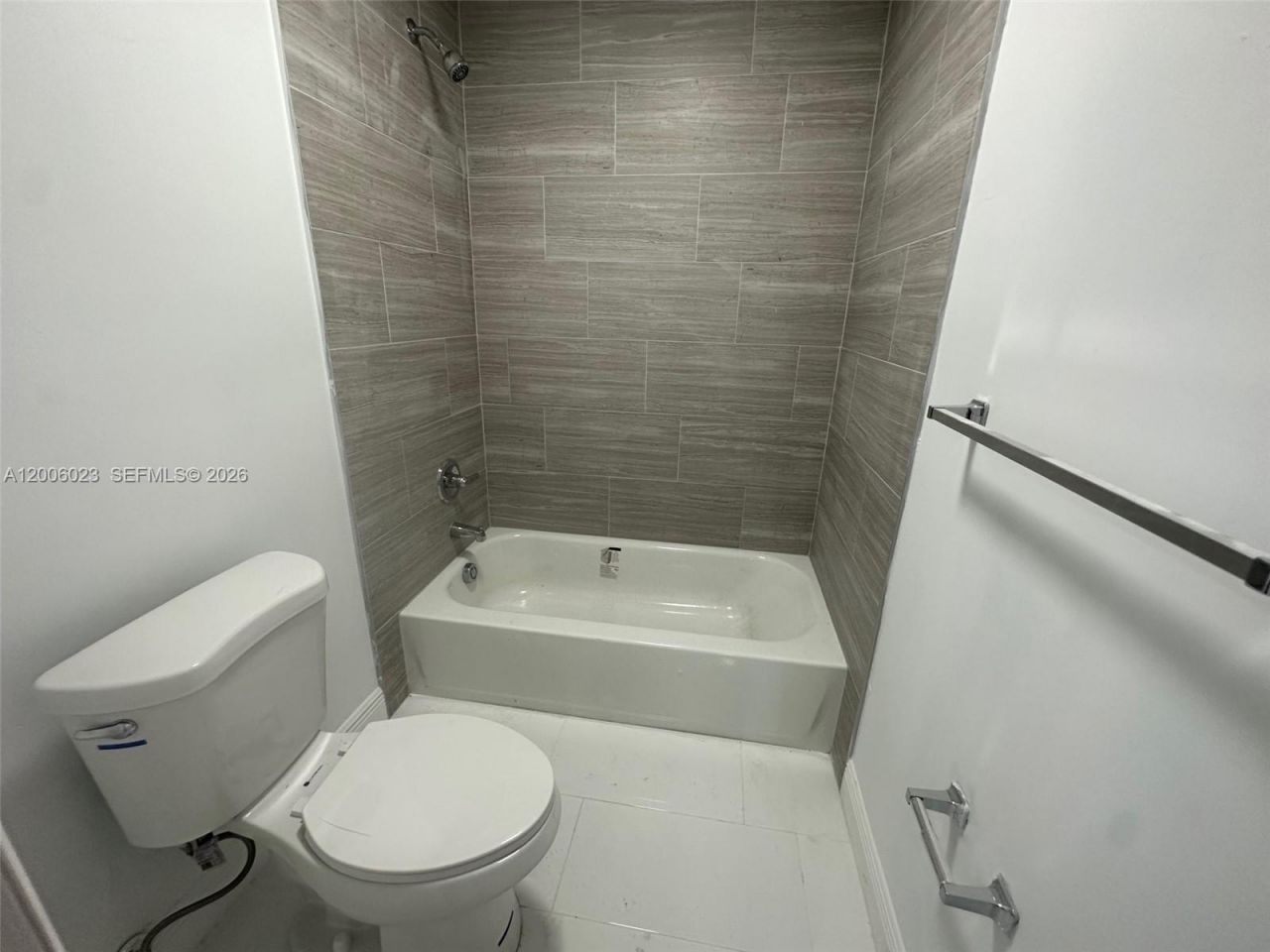 1095 NE 149th St, Unit ., Miami, FL 33161 Photo