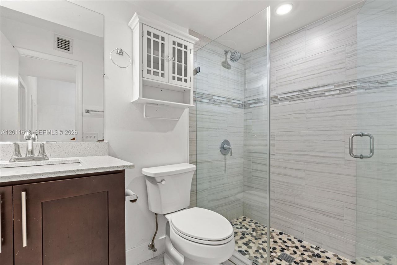 1391 W Fairway Rd , Pembroke Pines, FL 33026 Photo