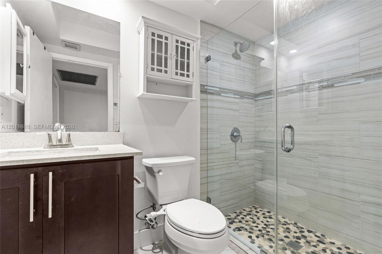 1391 W Fairway Rd , Pembroke Pines, FL 33026 Photo