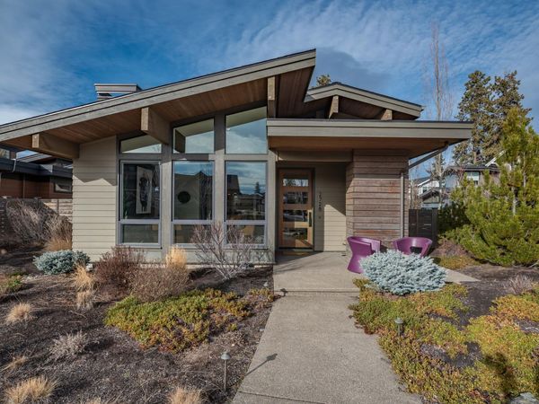 2728 NW Lemhi Pass Drive, Bend, OR 97703