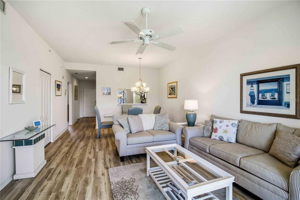 9630 Club South Circle, Unit 6209, Sarasota, FL 34238 Photo