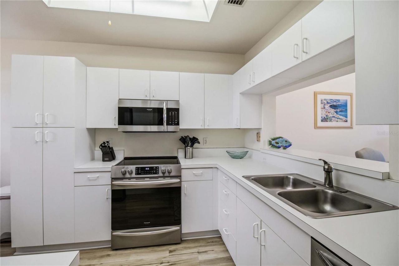 9630 Club South Circle, Unit 6209, Sarasota, FL 34238 Photo