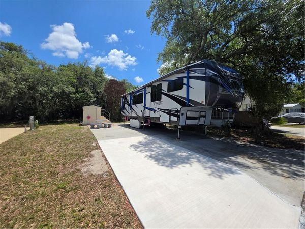 7371 INTERNATIONAL CIRCLE , LAKE WALES, FL 33898