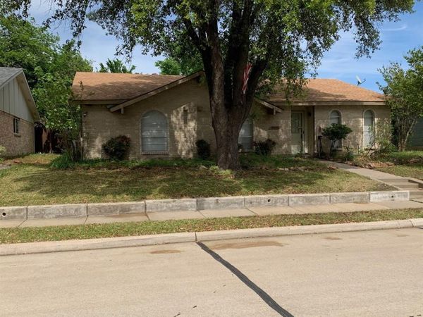 6001 Redwood Lane, Rowlett, TX 75089