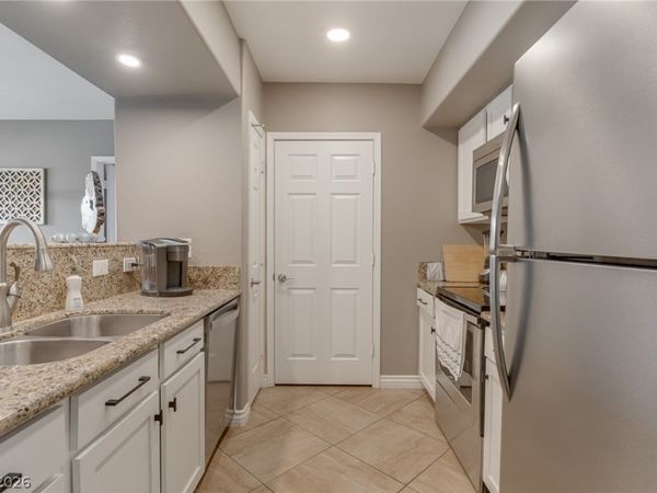 7255 W Sunset Road , Unit 2155, Las Vegas, NV 89113
