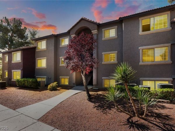 2750 S Durango Drive , Unit 2020, Las Vegas, NV 89117