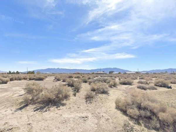 1051 E Jacaranda Street , Pahrump, NV 89048