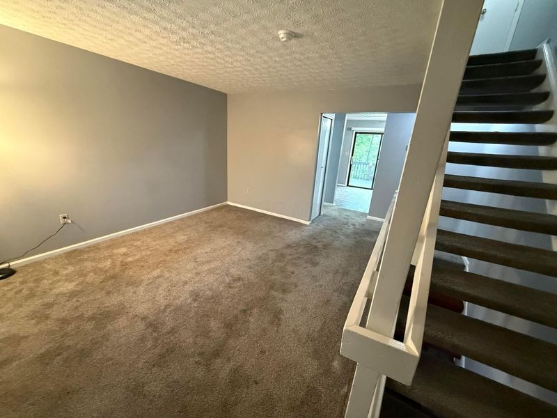 5746 Great Hall Court, Unit C, Columbus, OH 43231 Photo 14