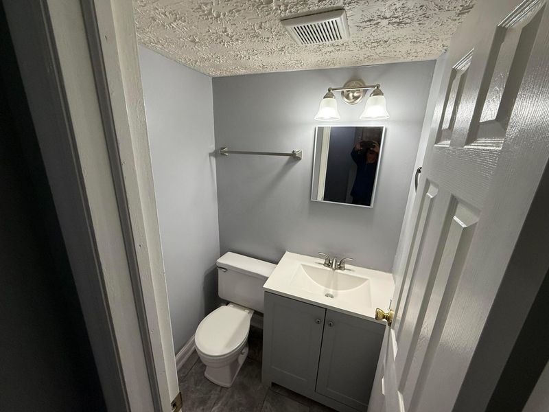 5746 Great Hall Court, Unit C, Columbus, OH 43231 Photo 20