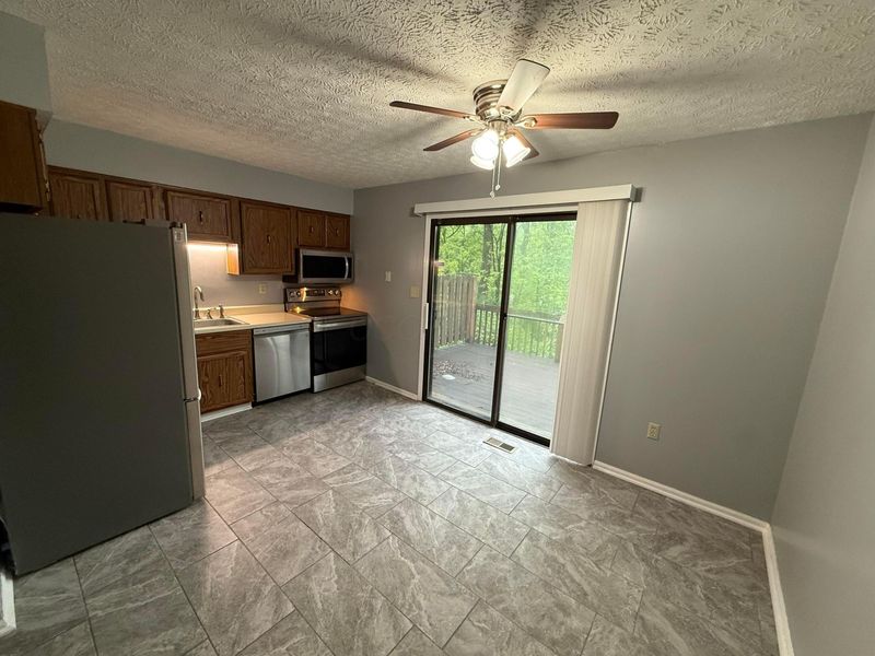 5746 Great Hall Court, Unit C, Columbus, OH 43231 Photo 22