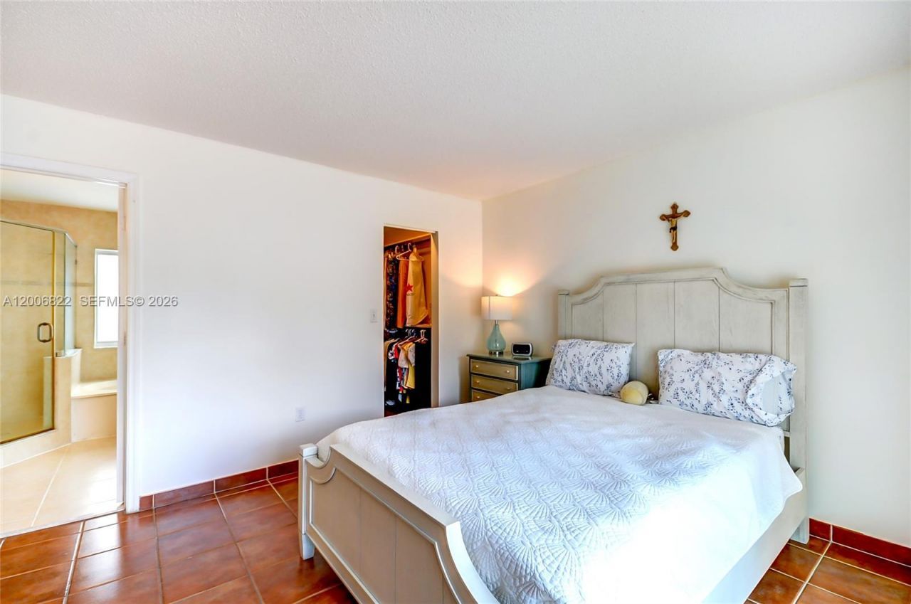 14368 SW 165th St , Miami, FL 33177 Photo